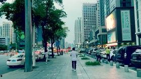 粤海街道吃瓜,吃瓜群众的热闹日常