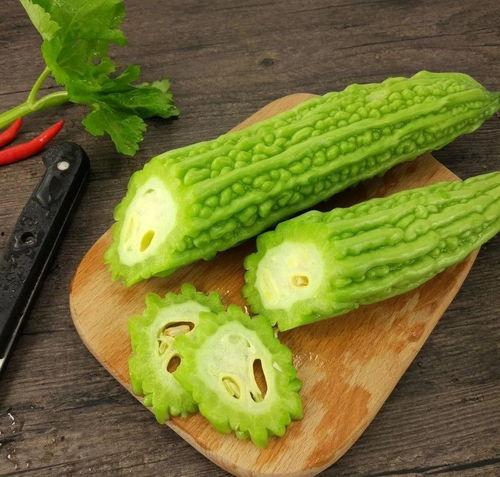 顶心吃瓜,揭秘娱乐圈的甜蜜与苦涩